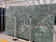 Quartzite Emerald green 56947 adouci.jpg